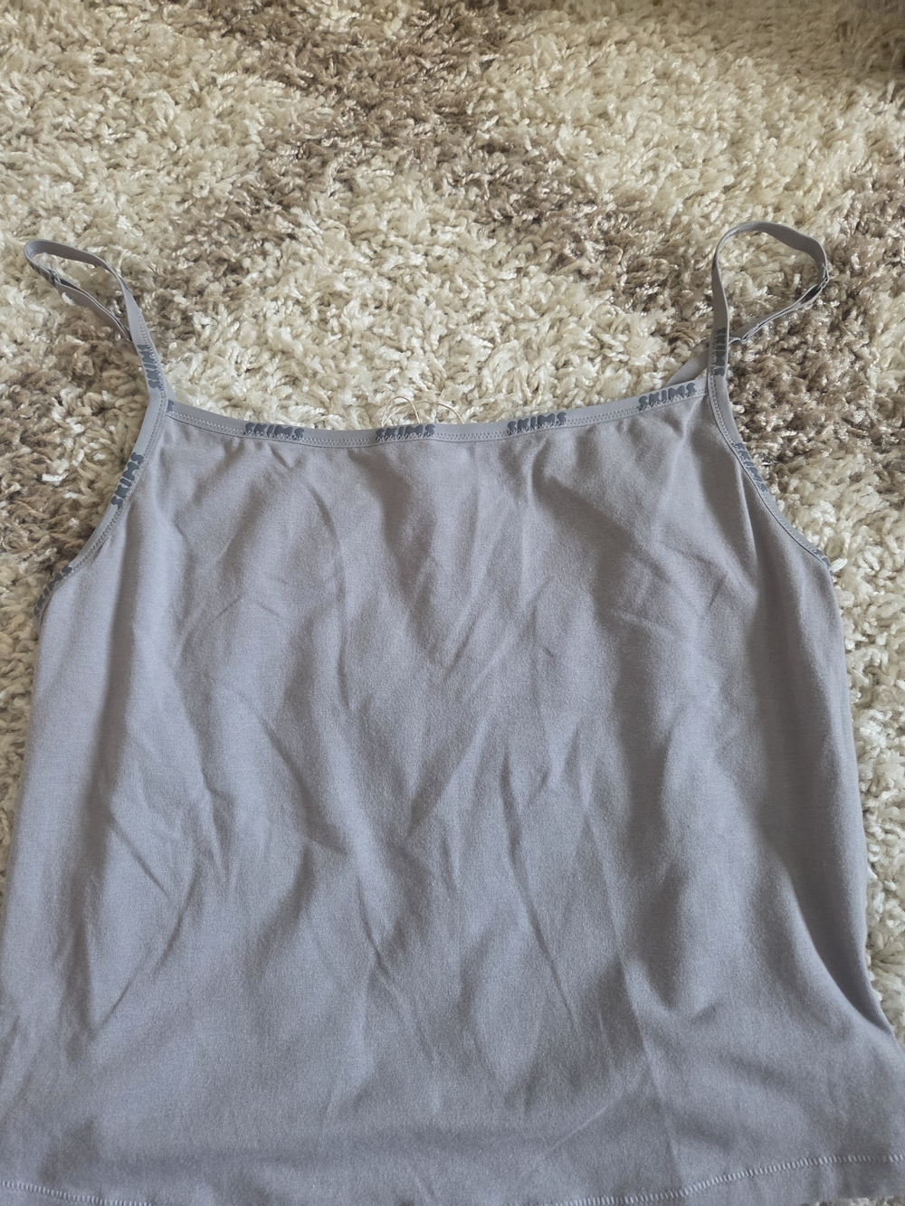SKIMS Light Gray Spaghetti Strap Tank Top..says 4x but more of 2x